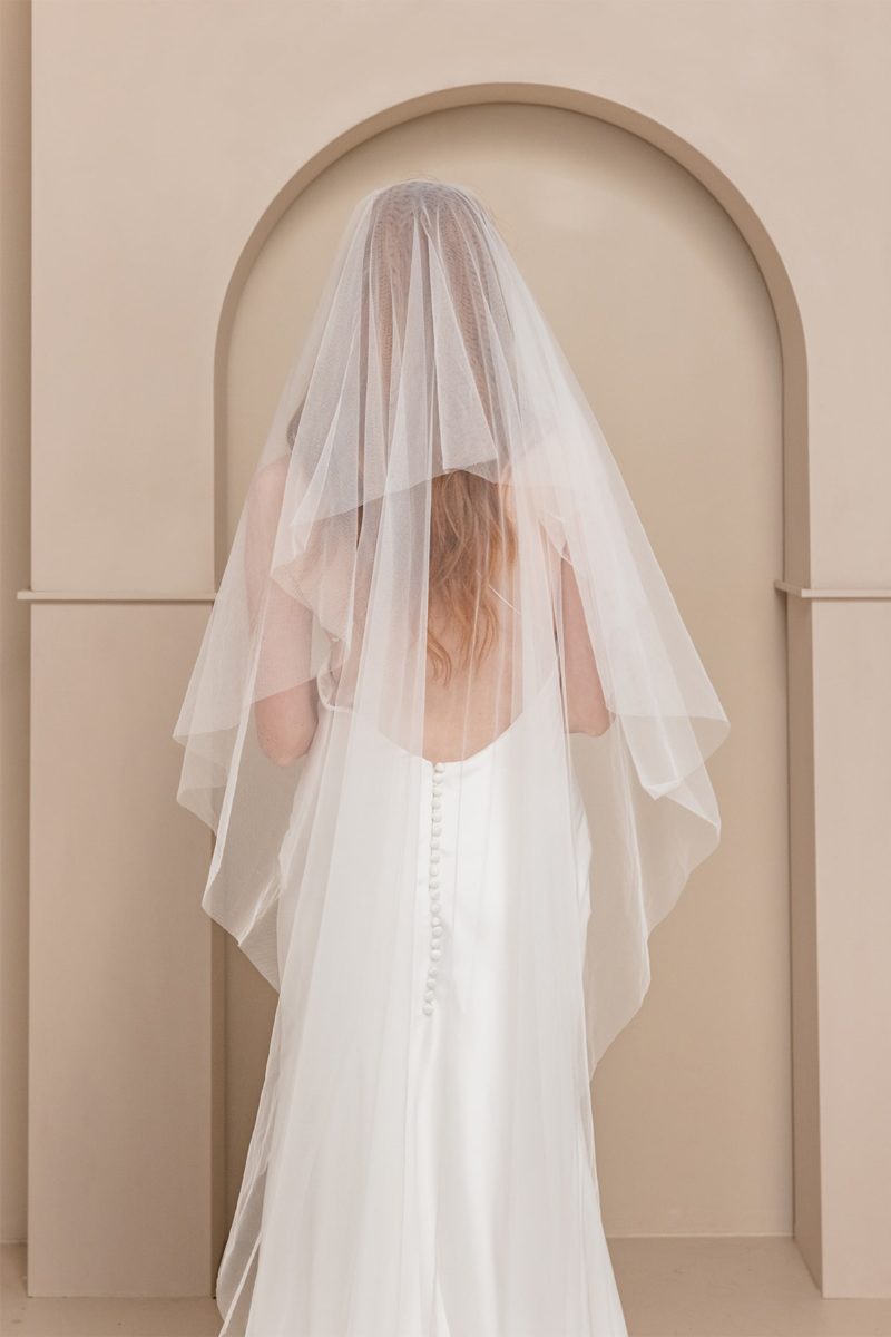 atelier-lawenda-berlin-gdynia-hochzeitskleider-brautkleider-wedding-dresses-rue-de-seine-tired-veil-off-white